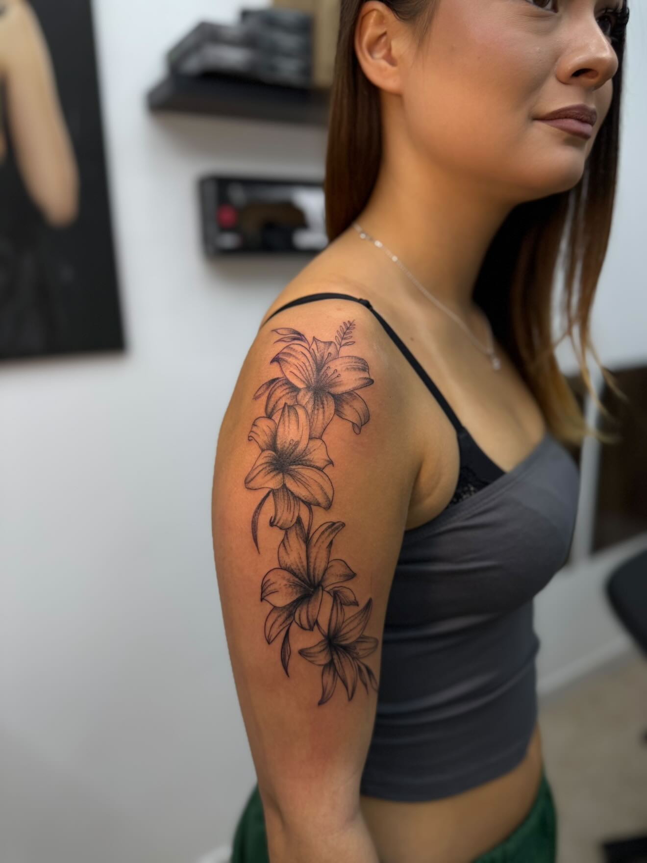 Lilien Blumen Tattoo